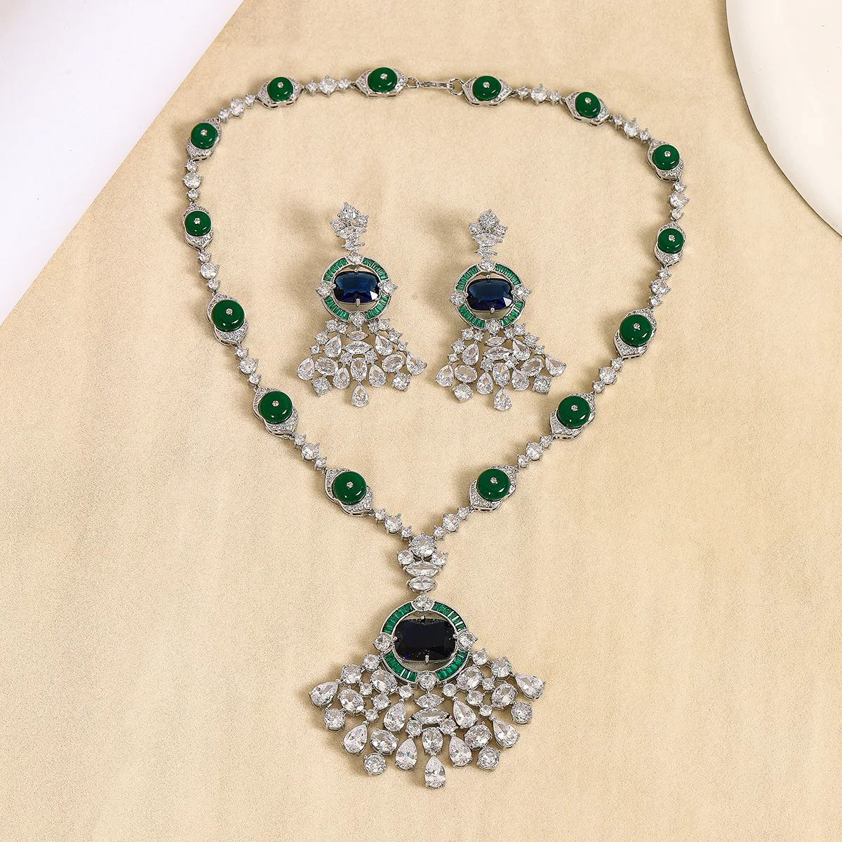 Hot Sale North America Middle East And Africa Hot Wedding Emerald Green Zirconia Jewelry Set Necklace Earrings