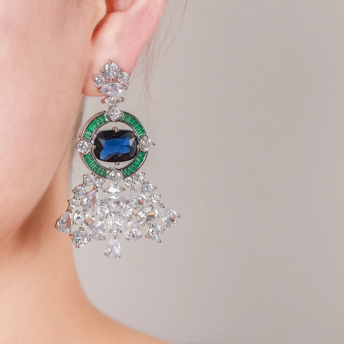 Hot Sale North America Middle East And Africa Hot Wedding Emerald Green Zirconia Jewelry Set Necklace Earrings